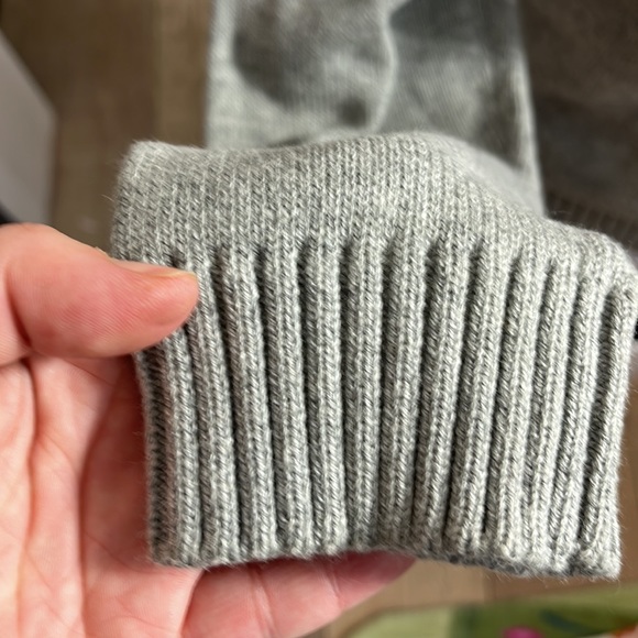 Appleseed long sleeve mock neck sweater gray with cream embroidery pear tree S - Picture 5 of 9